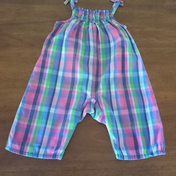 Mini Boden baby girls smocked Romper with snaps size 6-12M GUC - Picture 4 of 7